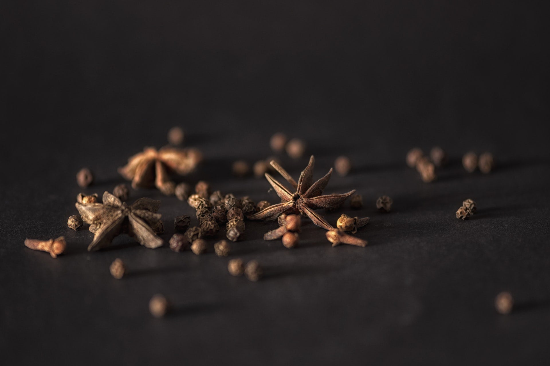 Black Pepper Grind Size: How It Boosts the Flavor of Your Dishes - Holar