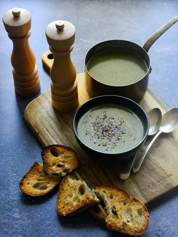 Veganuary Cauliflower and Kale Soup