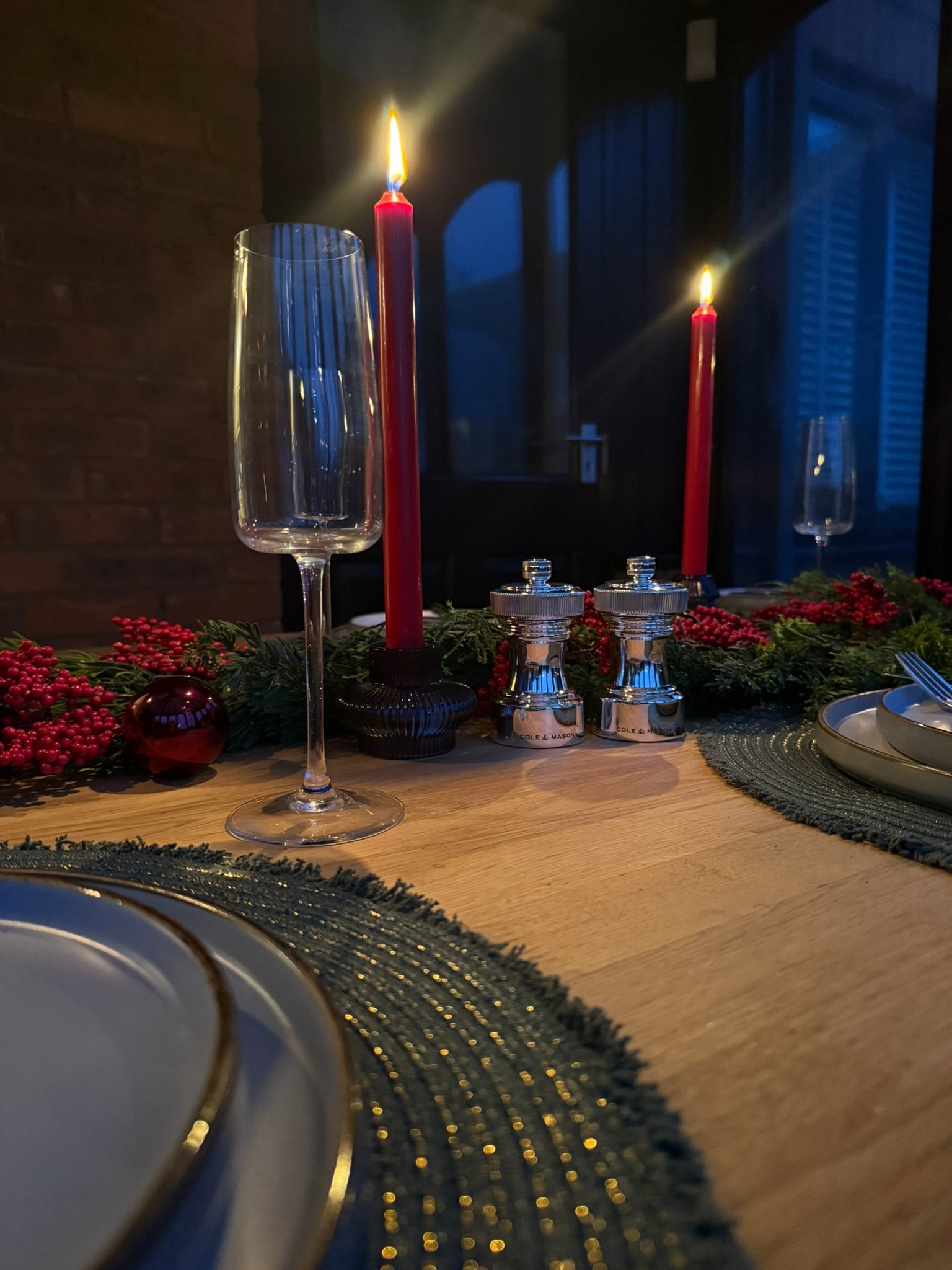 How to dress your table for Christmas