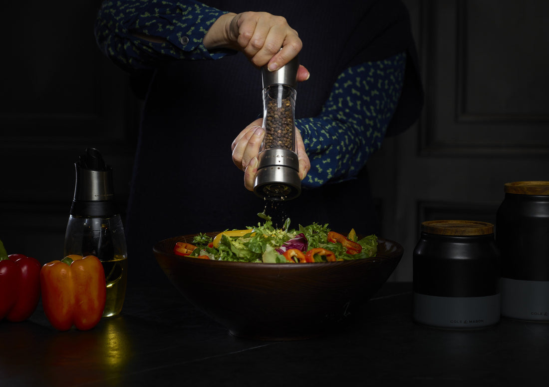 Derwent Gourmet Pepper Grinders: A Taste Enhancing Masterpiece