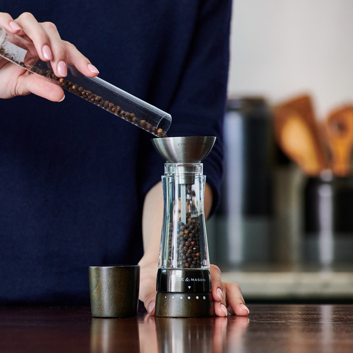 Cole & Mason Derwent Matte Black Salt & Pepper Mills – Adjustable