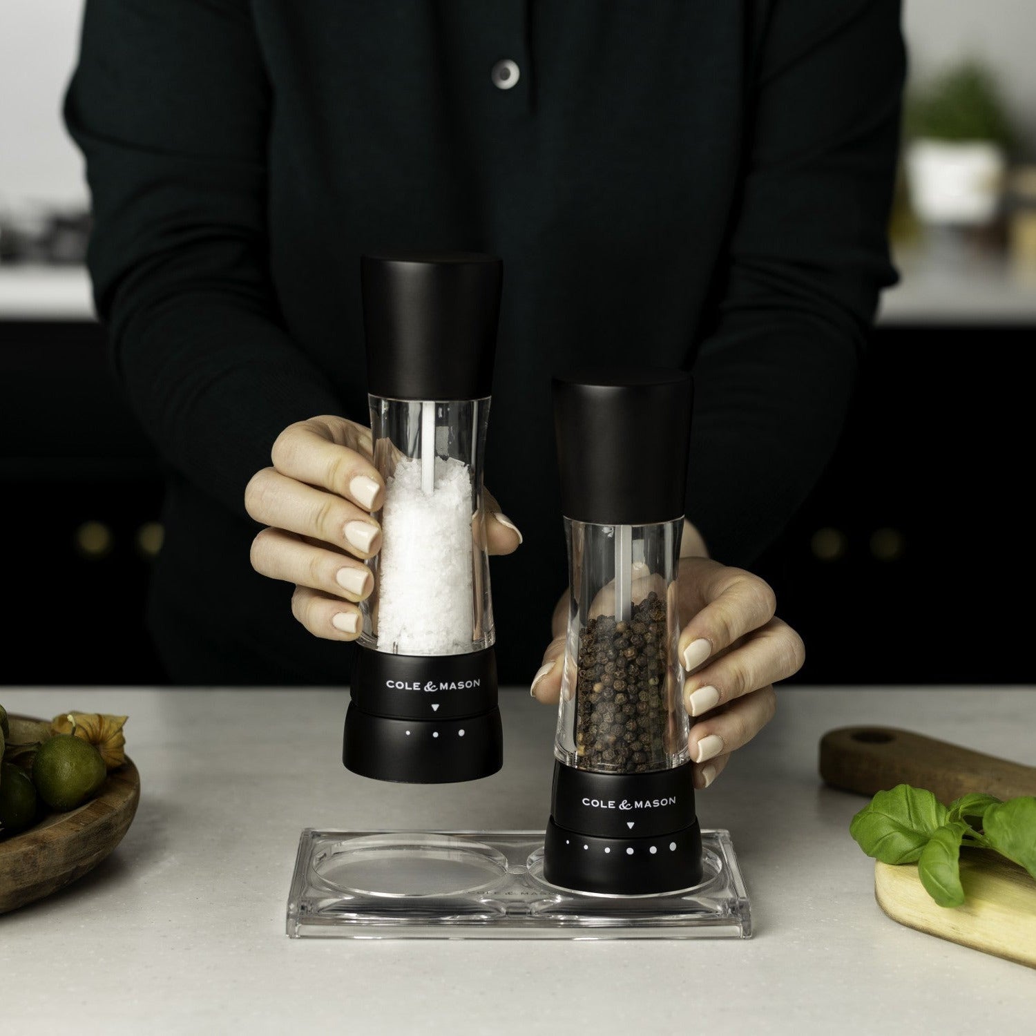 Cole & Mason Derwent Matte Black Salt & Pepper Mills – Adjustable