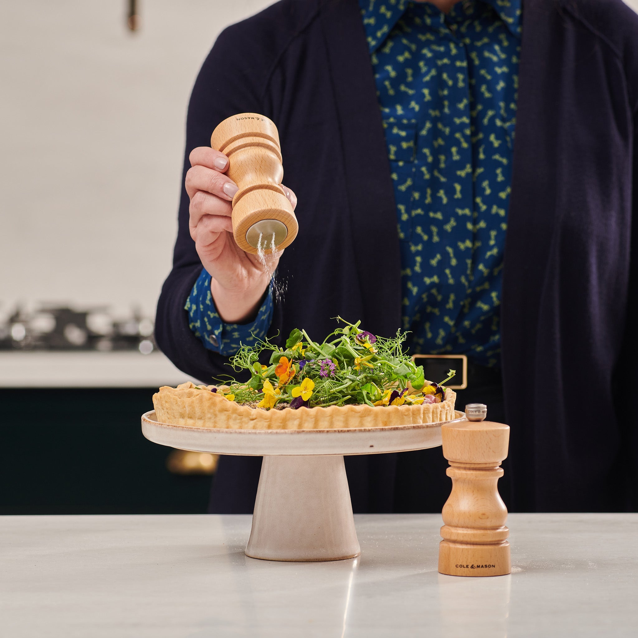 Cole & Mason London Salt Shaker & Pepper Mill - Thumbnail 5